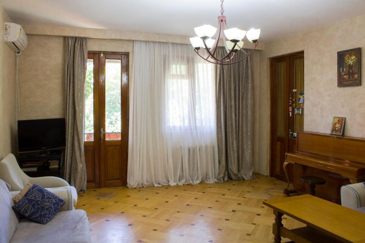 Nino'S Guest House Tbilisi Eksteriør billede