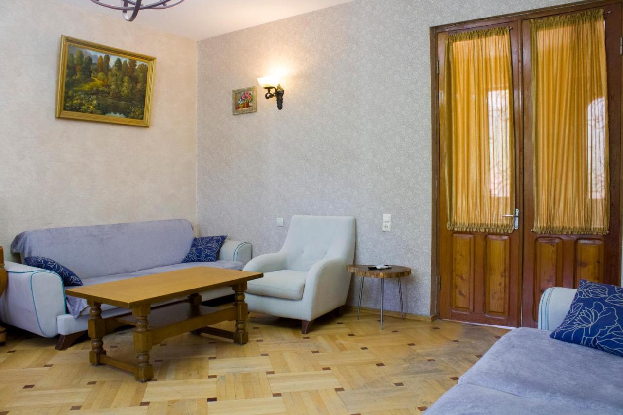 Nino'S Guest House Tbilisi Eksteriør billede